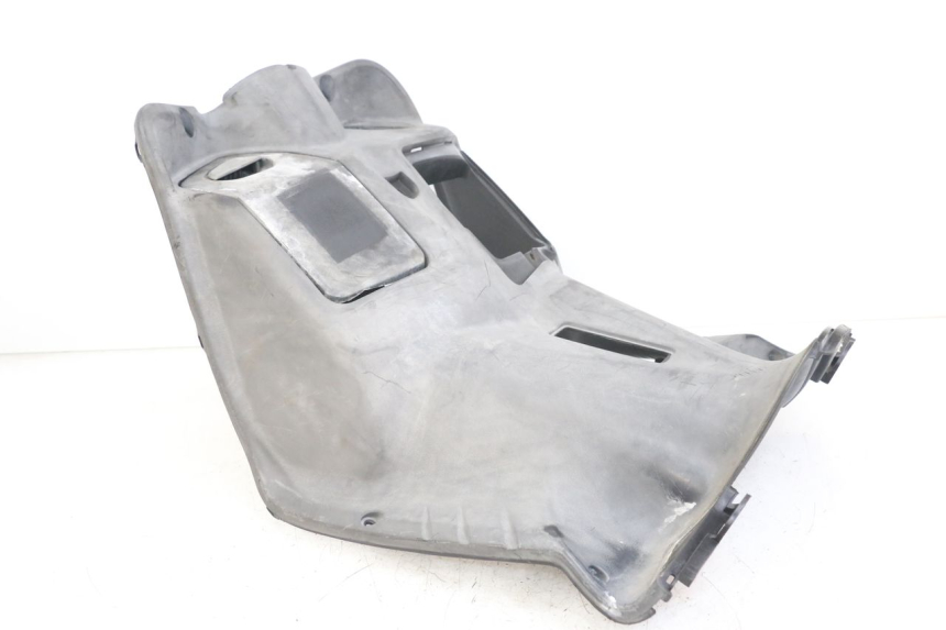 photo de INNENVERKLEIDUNG YAMAHA CYGNUS X 125 (2004 - 2007) - Details der Befestigungspunkte