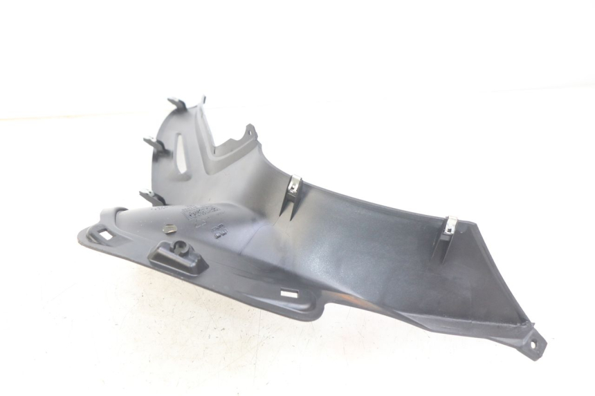 photo de INNERE VERKLEIDUNG RECHTS PIAGGIO BEVERLY 125 (2010 - 2015) - Alternative Perspektive