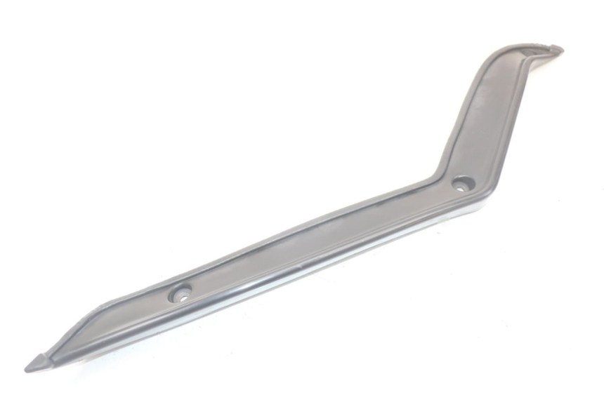 photo de RECHTS BEINSCHILD KAWASAKI GTR 1000 (1994 - 2004) - Alternative Perspektive