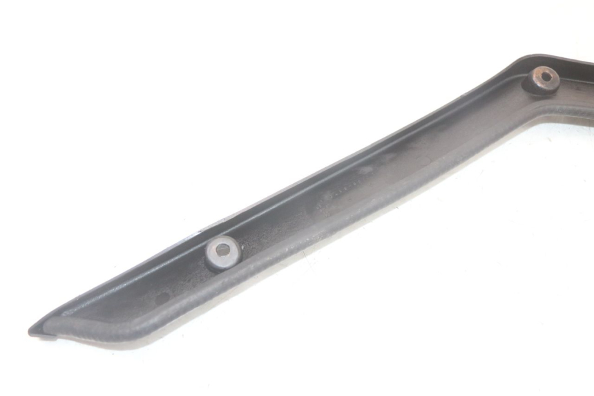 photo de RECHTS BEINSCHILD KAWASAKI GTR 1000 (1994 - 2004) - Gesamtansicht des Produkts