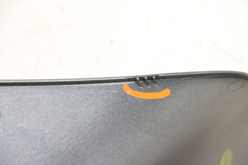 photo de RECHTS BEINSCHILD YAMAHA TRICITY 300 (2020 - 2024) - Alternative Perspektive