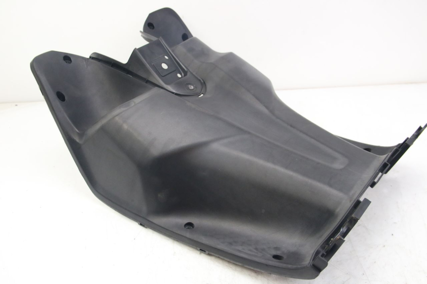 photo de INNENVERKLEIDUNG YAMAHA D'ELIGHT DELIGHT 125 (2017 - 2020) - Details der Befestigungspunkte