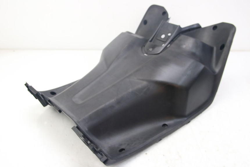 photo de INNENVERKLEIDUNG YAMAHA D'ELIGHT DELIGHT 125 (2017 - 2020) - Oberflächenzustand und Material