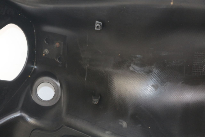 photo de INNENVERKLEIDUNG PEUGEOT ELYSEO 125 (1999 - 2004) - Detailansicht des Bauteils