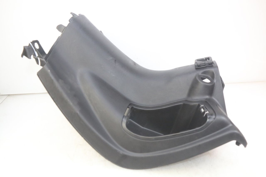 photo de INNENVERKLEIDUNG PEUGEOT ELYSEO 125 (1999 - 2004) - Oberflächenzustand und Material