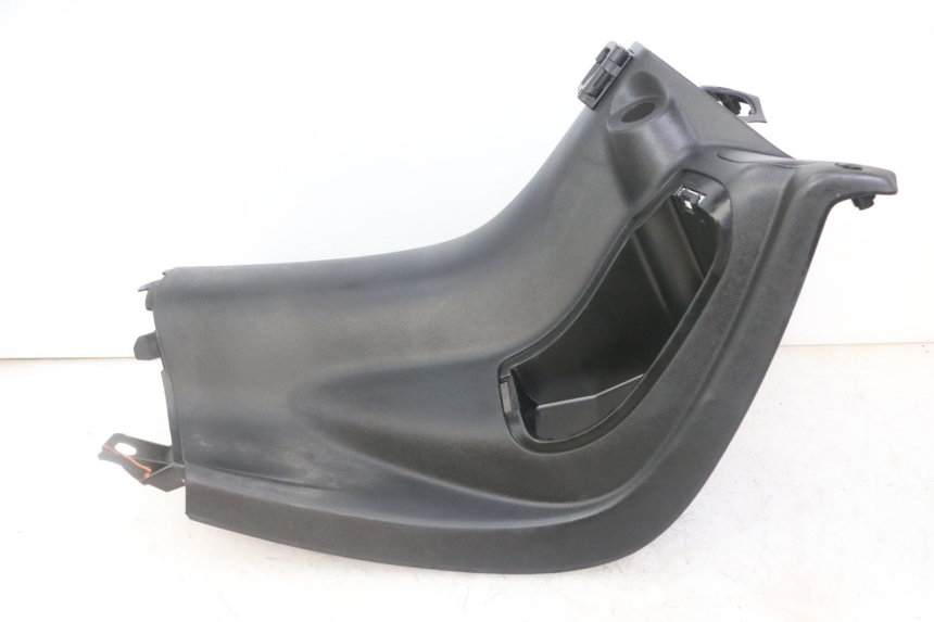 photo de INNENVERKLEIDUNG PEUGEOT ELYSEO 125 (1999 - 2004) - Details der Befestigungspunkte