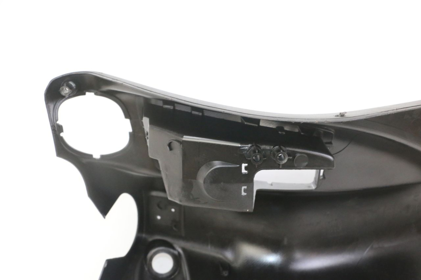 photo de INNENVERKLEIDUNG PEUGEOT ELYSTAR 50 (2002 - 2014) - Zoom auf Komponenten