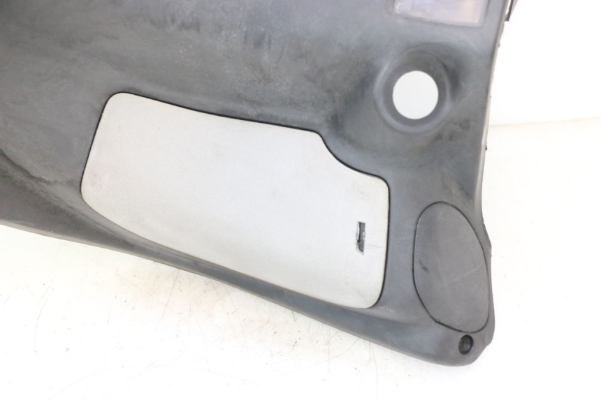 photo de INNENVERKLEIDUNG PEUGEOT ELYSTAR 50 (2002 - 2014) - Detailansicht des Bauteils