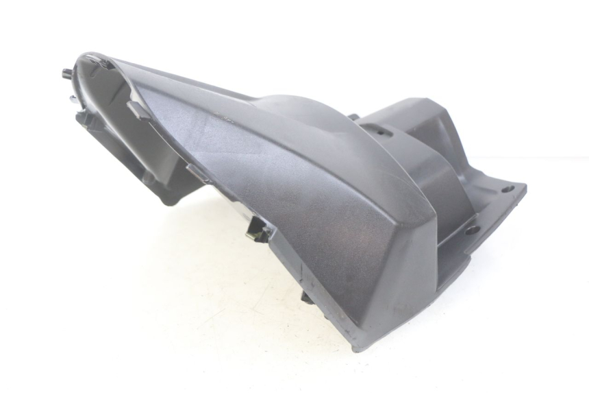 photo de INNENVERKLEIDUNG JM MOTORS EVOLIS 4T 50 (2018 - 2022) - Details der Befestigungspunkte