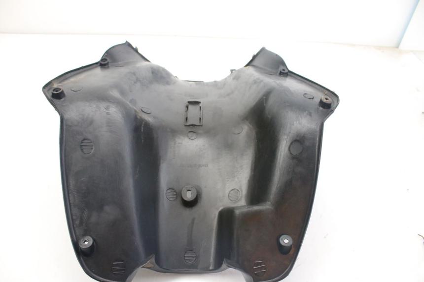 photo de INNENVERKLEIDUNG KEEWAY F-ACT FACT 50 (2006 - 2011) - Zoom auf Gebrauchszustand