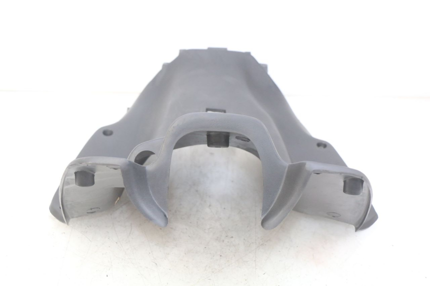 photo de INNENVERKLEIDUNG KEEWAY F-ACT FACT 50 (2006 - 2011) - Details der Befestigungspunkte