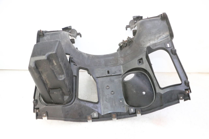 photo de INNENVERKLEIDUNG HONDA FES S-WING SWING ABS 125 (2007 - 2015) - Charakteristische Merkmale