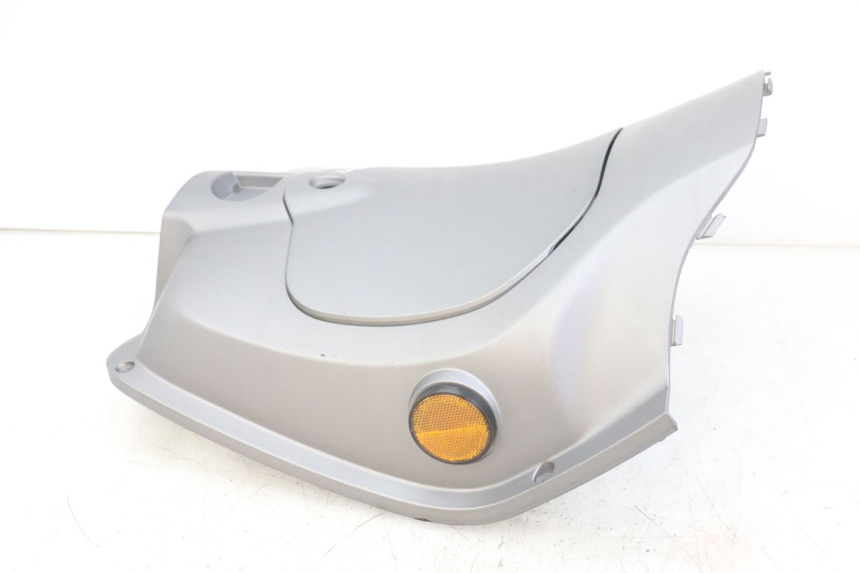 photo de INNENVERKLEIDUNG SYM FIDDLE 3 III 125 (2014 - 2020) - Details der Befestigungspunkte