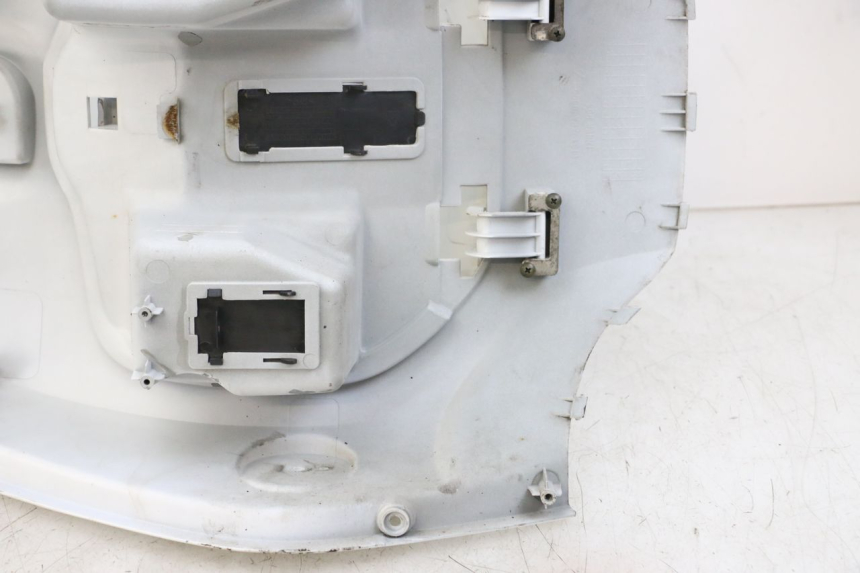 photo de Innenverkleidung SYM FIDDLE 3 III 50 (2014 - 2020) - Zoom auf Gebrauchszustand