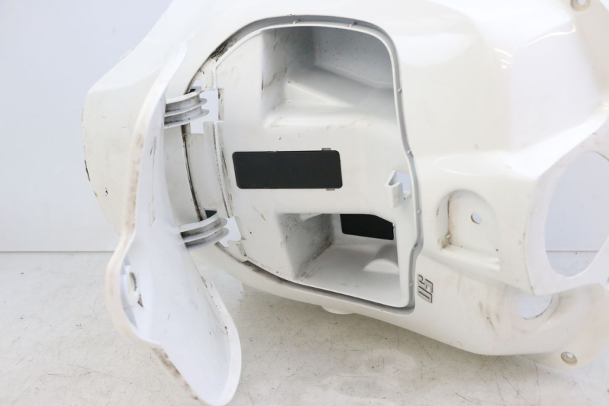 photo de Innenverkleidung SYM FIDDLE 3 III 50 (2014 - 2020) - Details der Befestigungspunkte