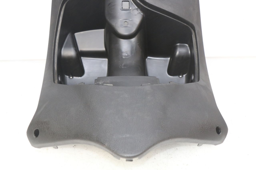 photo de INNENVERKLEIDUNG PIAGGIO FLY 2T 50 (2004 - 2017) - Detailansicht des Bauteils