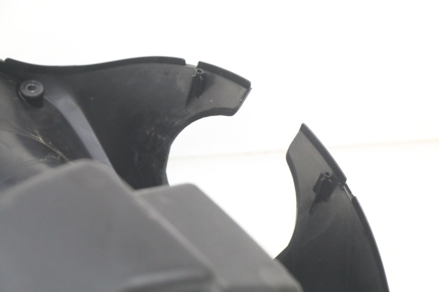 photo de INNENVERKLEIDUNG PIAGGIO FLY 2T 50 (2004 - 2017) - Zoom auf Gebrauchszustand