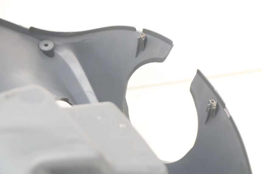 photo de INNENVERKLEIDUNG PIAGGIO FLY 100 (2006 - 2010) - Technische Nahaufnahme
