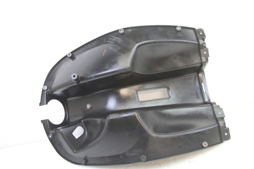 photo de INNENVERKLEIDUNG VENESI FLY RETRO 4T 50 (2020 - 2025) - Details der Befestigungspunkte