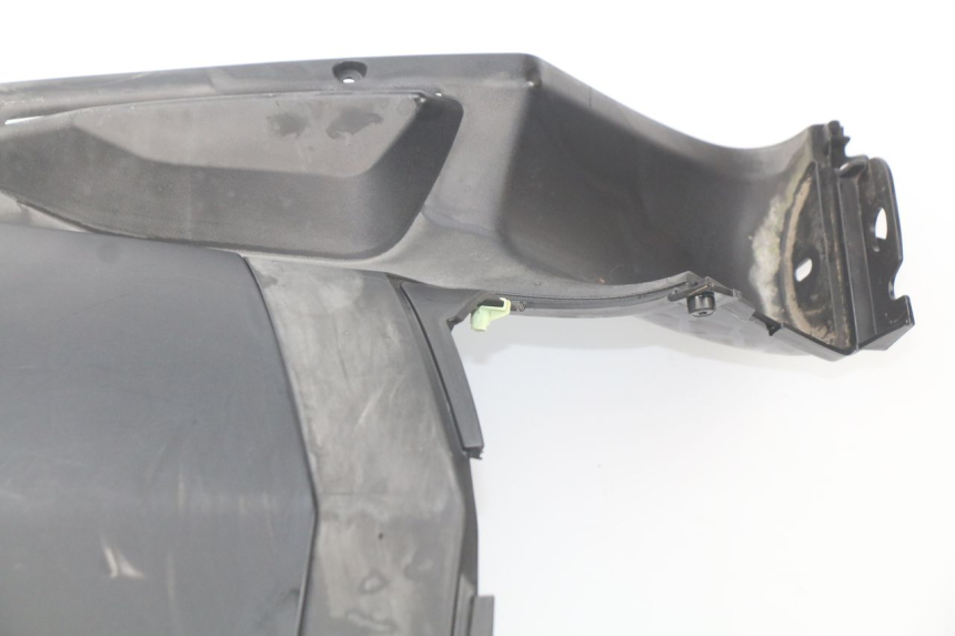 photo de INNENVERKLEIDUNG PEUGEOT GEOPOLIS 400 (2007 - 2013) - Charakteristische Merkmale