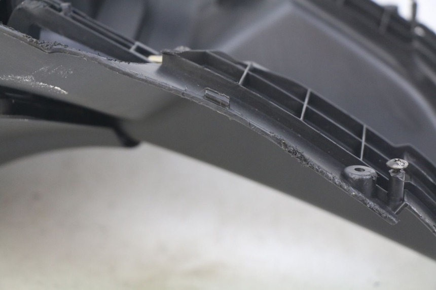 photo de INNENVERKLEIDUNG JM MOTORS GT LINE 4T 50 (2021 - 2023) - Oberflächenzustand und Material