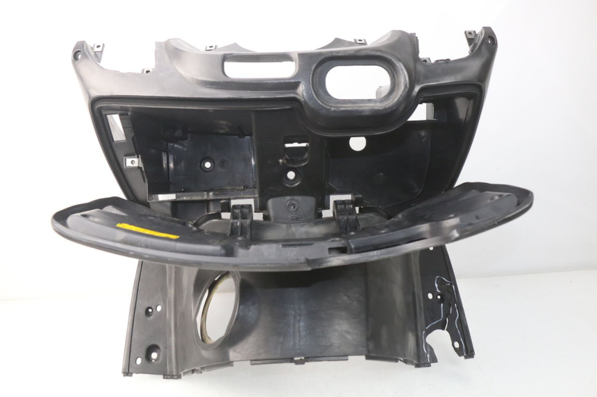 photo de BEINSCHILD SYM GTS EVO 125 (2009 - 2013) - Details der Befestigungspunkte