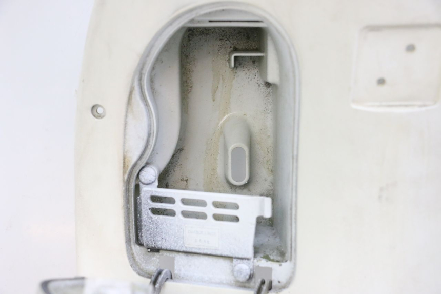 photo de BEINSCHILD HONDA NES AROBASE 125 (2000 - 2003) - Zoom auf Komponenten