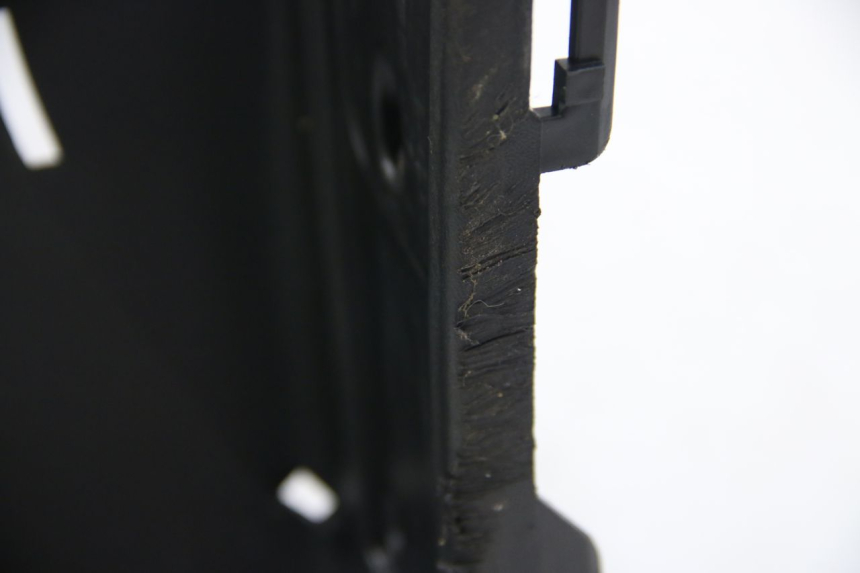 photo de UNTERER INNENKOTFLüGEL KYMCO DOWNTOWN ABS 125 (2015 - 2017) - Weitere Ansicht des Artikels