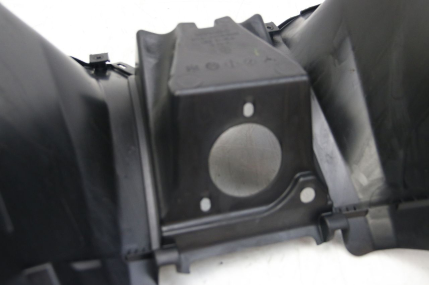 photo de UNTERER INNENKOTFLüGEL KYMCO DOWNTOWN ABS 125 (2015 - 2017) - Technische Nahaufnahme