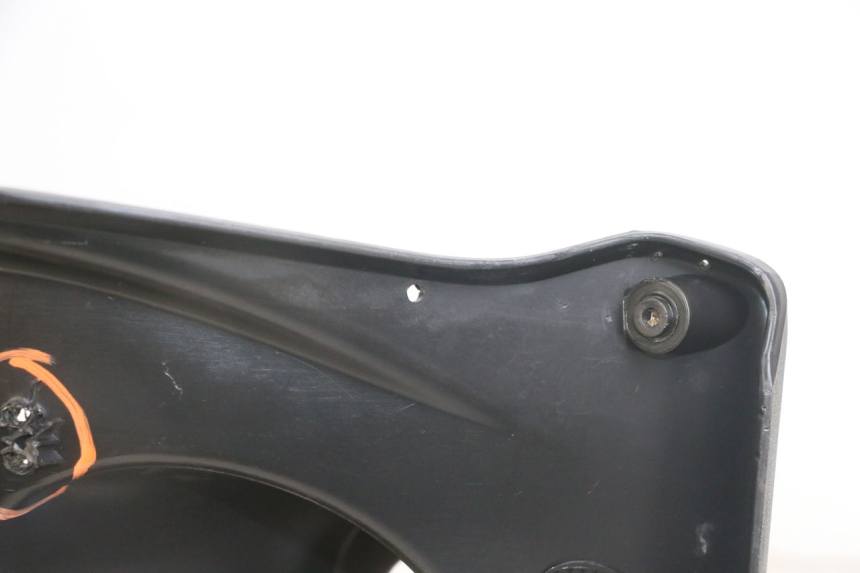 photo de BEINSCHILD PEUGEOT JET FORCE CARBU 50 (2003 - 2016) - Detailansicht des Bauteils