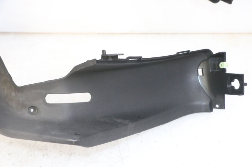 photo de BEINSCHILD PEUGEOT JET FORCE CARBU 50 (2003 - 2016) - Detailansicht des Bauteils