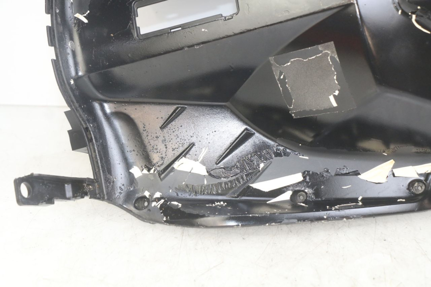 photo de INNENVERKLEIDUNG SYM JET SPORT XR 50 (2006 - 2015) - Details der Befestigungspunkte