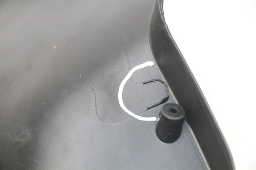 photo de INNENVERKLEIDUNG PEUGEOT KISBEE 2T 50 (2010 - 2017) - Zoom auf Gebrauchszustand