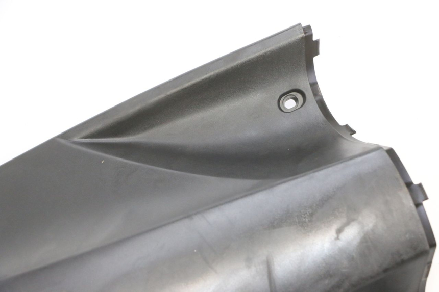 photo de INNENVERKLEIDUNG PEUGEOT KISBEE 2T 50 (2010 - 2017) - Charakteristische Merkmale