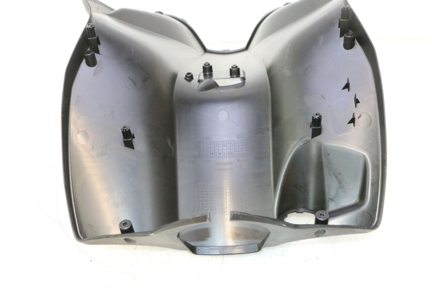 photo de INNENVERKLEIDUNG PEUGEOT KISBEE 2T 50 (2010 - 2017) - Kennzeichnungen und Originalreferenzen