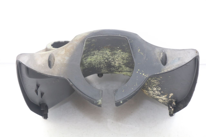 photo de INNENVERKLEIDUNG PEUGEOT KISBEE 4T 50 (2010 - 2017) - Details der Befestigungspunkte