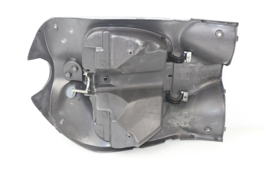 photo de BEINSCHILD PIAGGIO LIBERTY 2T 50 (2009 - 2013) - Details der Befestigungspunkte