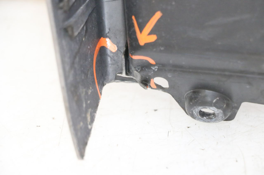 photo de BEINSCHILD PIAGGIO MP3 RL 250 (2006 - 2010) - Technische Nahaufnahme