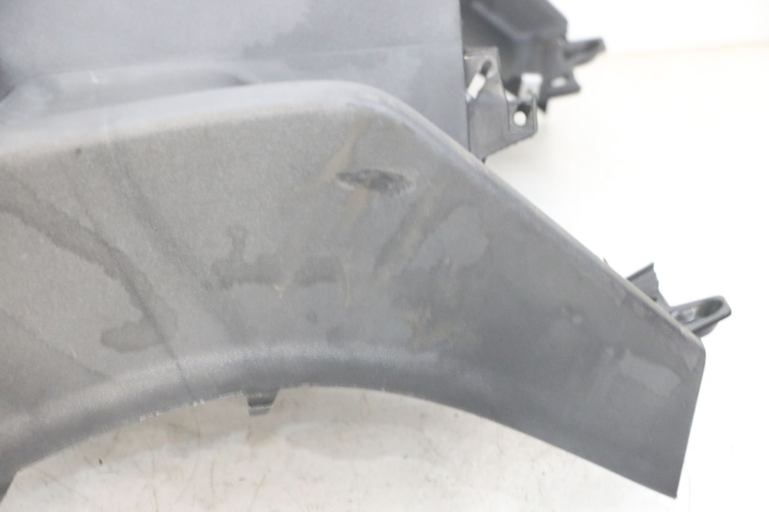 photo de BEINSCHILD PIAGGIO MP3 RL 250 (2006 - 2010) - Details der Befestigungspunkte