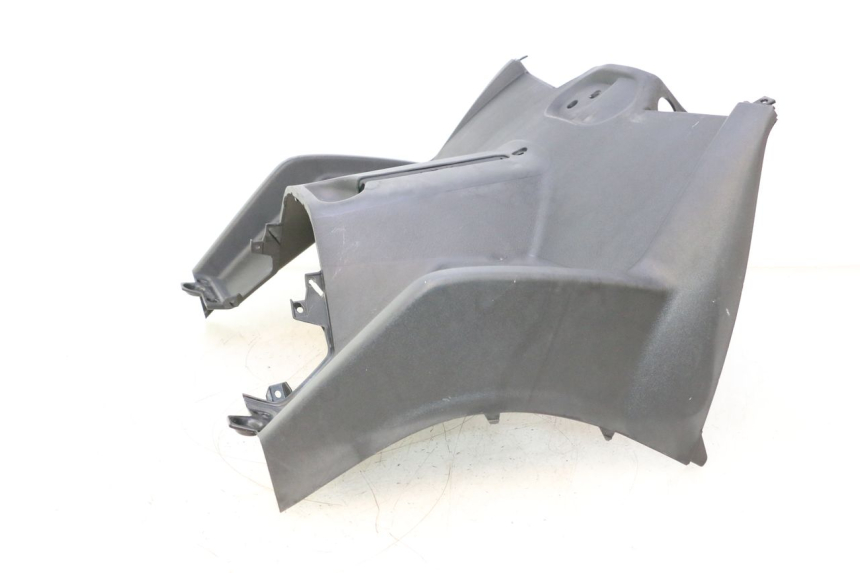 photo de BEINSCHILD PIAGGIO MP3 125 (2006 - 2014) - Oberflächenzustand und Material