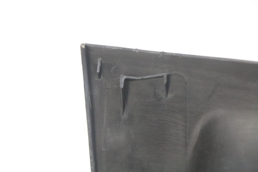 photo de INNENVERKLEIDUNG GILERA NEXUS 125 (2009 - 2013) - Detailansicht des Bauteils