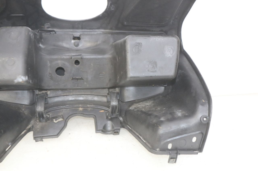 photo de INNENVERKLEIDUNG SELECT UP OCTALIS 125 (2007 - 2012) - Details der Befestigungspunkte