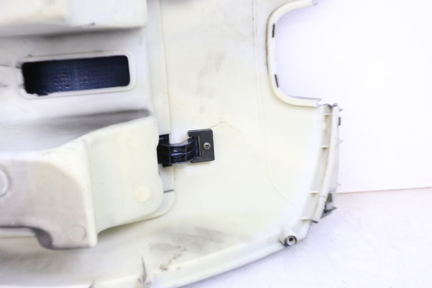 photo de INNENVERKLEIDUNG JM MOTORS OLDIES GT 4T 50 (2018 - 2025) - Zoom auf Gebrauchszustand