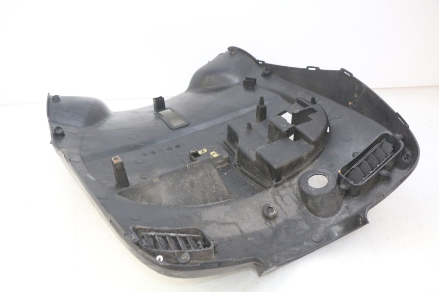 photo de INNENVERKLEIDUNG KYMCO PEOPLE 250 (2004 - 2008) - Kennzeichnungen und Originalreferenzen