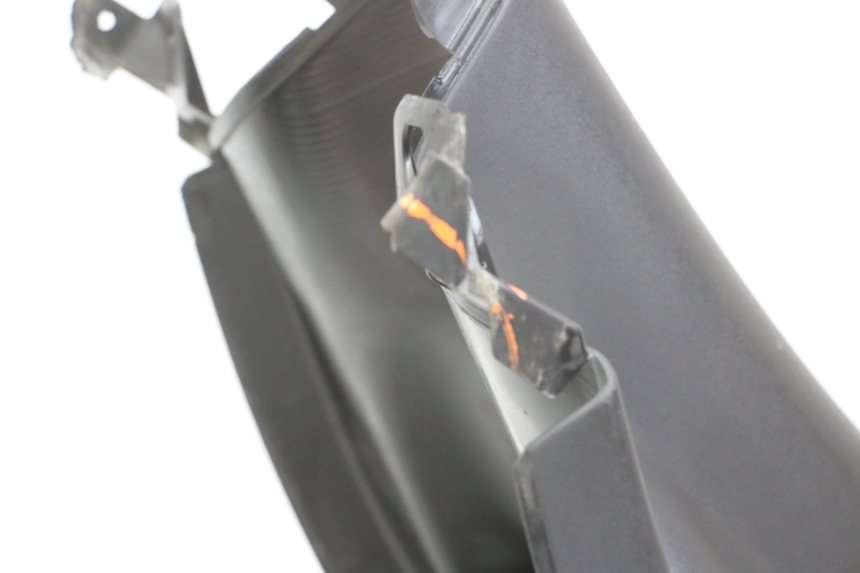 photo de BEINSCHILD PEUGEOT ELYSTAR 125 (2002 - 2007) - Details der Befestigungspunkte