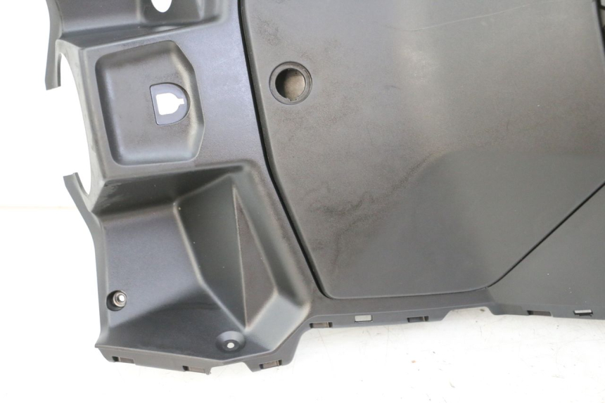 photo de INNENVERKLEIDUNG PEUGEOT TWEET 4T 50 (2023 - 2025) - Fokus auf die Struktur