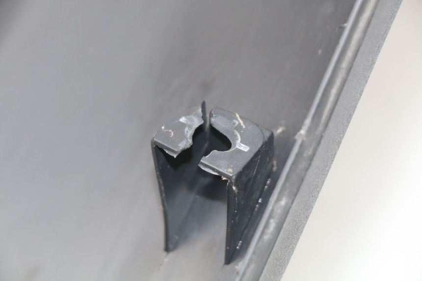 photo de BEINSCHILD DAELIM S4 50 (2010 - 2015) - Details der Befestigungspunkte