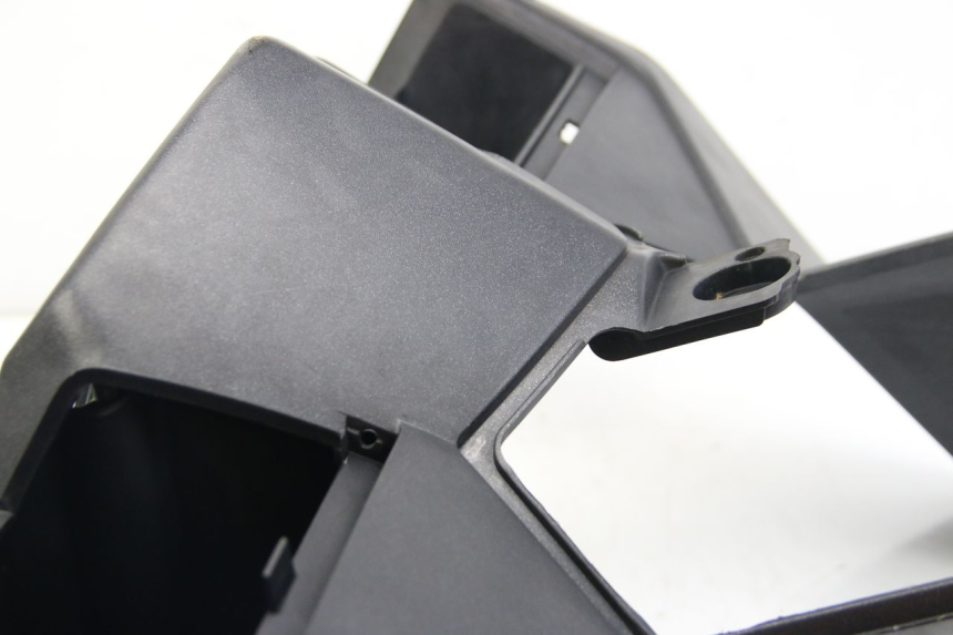 photo de INNENVERKLEIDUNG PEUGEOT SATELIS 125 (2006 - 2009) - Charakteristische Merkmale