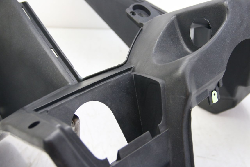 photo de INNENVERKLEIDUNG PEUGEOT SATELIS 125 (2006 - 2009) - Qualität der Gebrauchtware