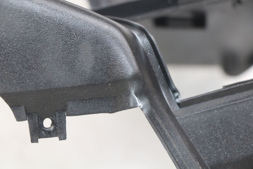 photo de INNENVERKLEIDUNG PEUGEOT SATELIS 125 (2010 - 2012) - Zoom auf Komponenten